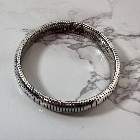 Vintage Monet Silver Tone Stretch Chain Snake Bracelet - Picture 4 of 7